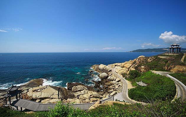 王敬斋当选青海省十四届人大常委会副主任